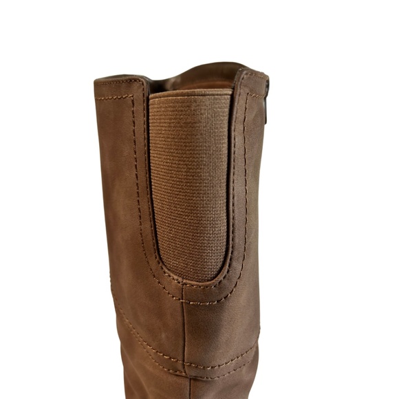 Brown "Irsimba" knee-high boots by Indigo Rd., size 8M - Picture 5 of 14